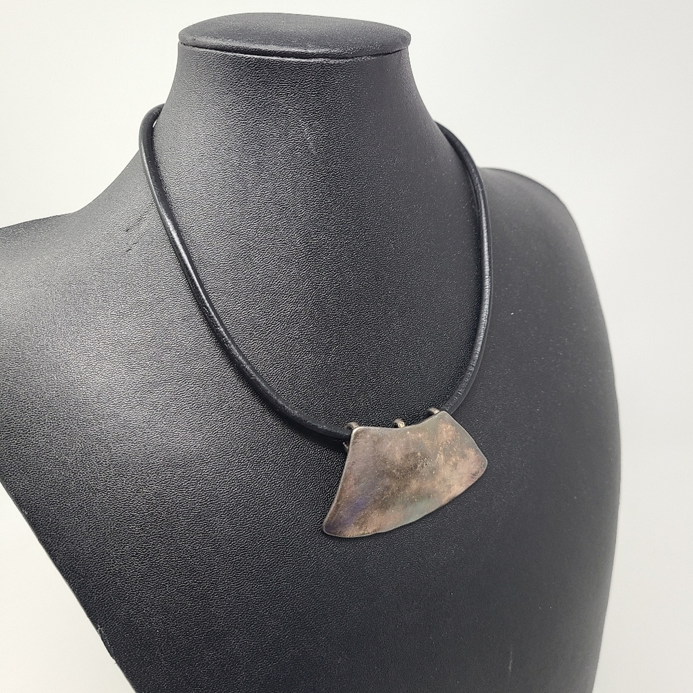 Chicos Hammered Metal Pendant Necklace With Leather Cord